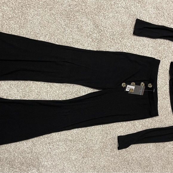 2 piece - Picture 1 of 1